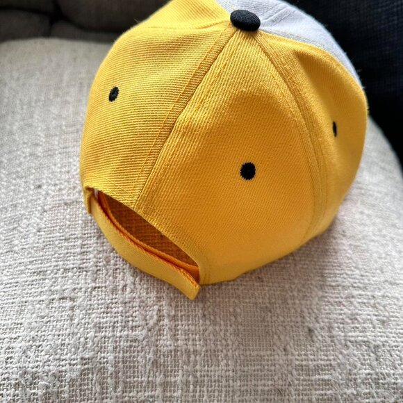 Vintage Pittsburgh Penguins grey and yellow hat - Picture 2 of 3